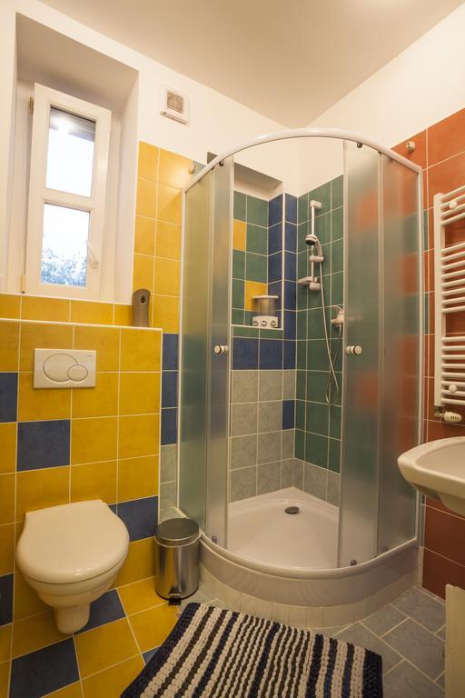 Luxury Air-Conditioned Rooms In Old Town Bratislava Exterior photo